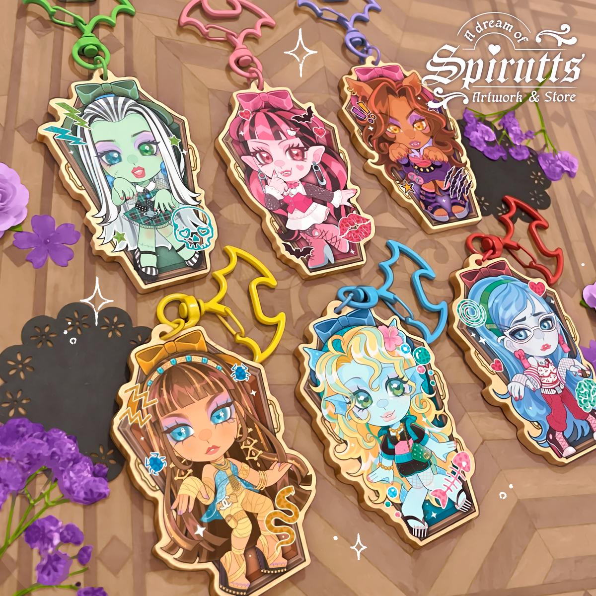 KEYCHAIN(S) - Whose your best Ghoul Friend?~ Double-sided wooden charms / Coloured clip attachments /