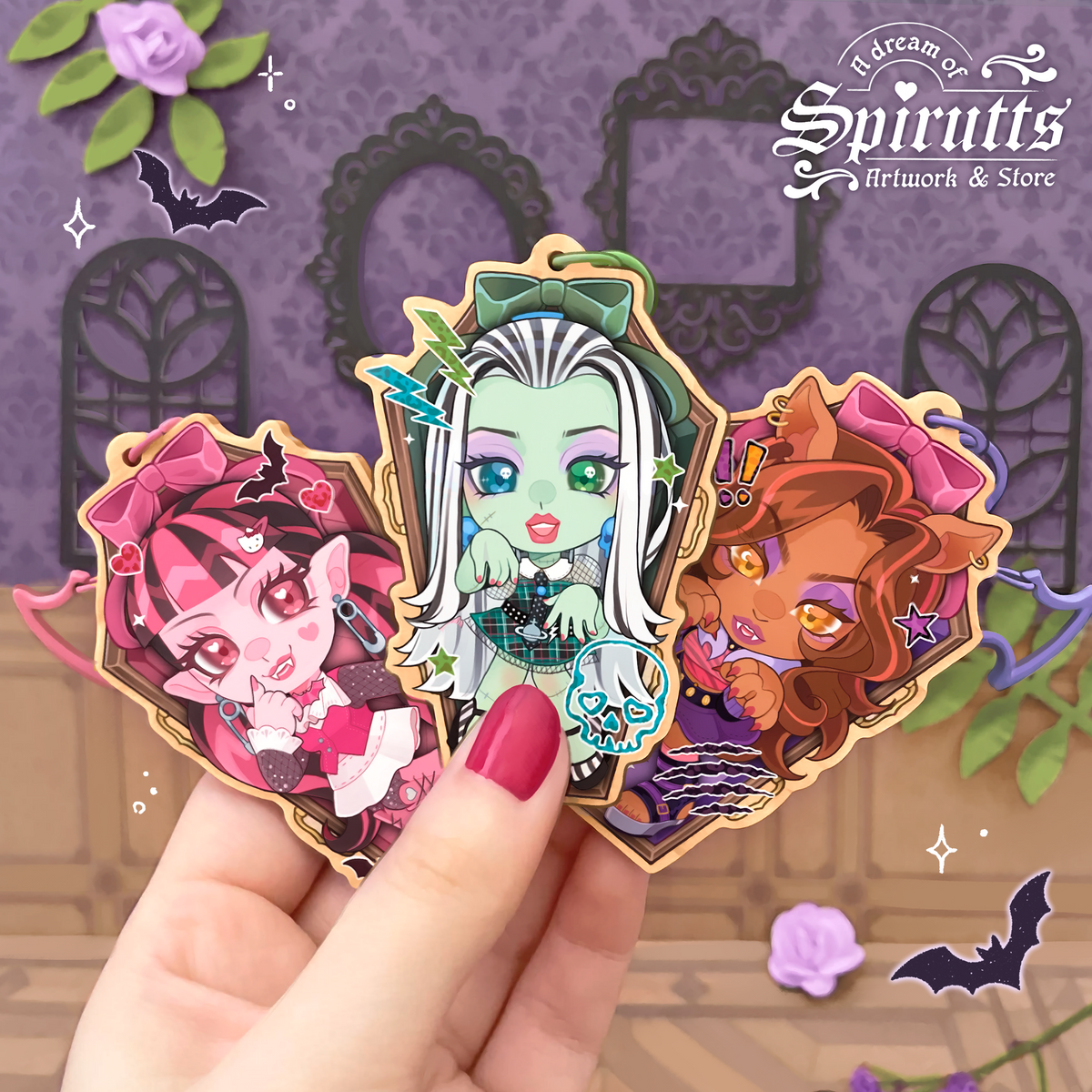 KEYCHAIN(S) - Whose your best Ghoul Friend?~ Double-sided wooden charms / Coloured clip attachments /