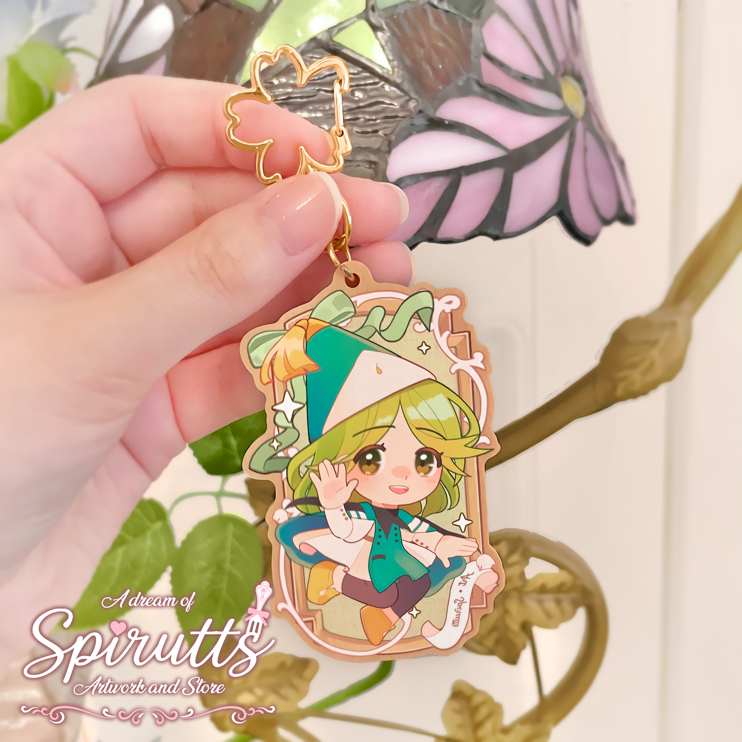 KEYCHAIN - Coco, Witch Hat Atelier~! - Double-sided wooden charm / Gold clip attachment